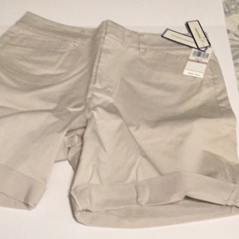 Dockers khaki shorts ideal fit